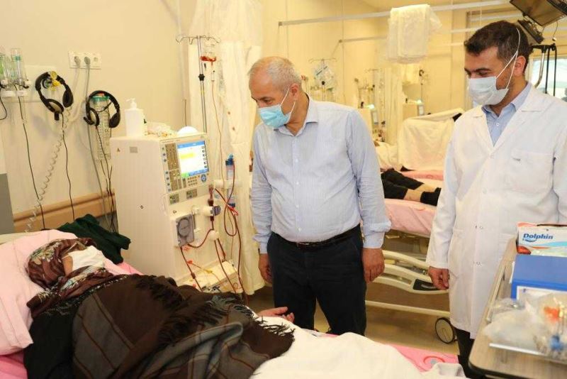 Başkan Büyükgöz’den hastalara moral ziyareti
